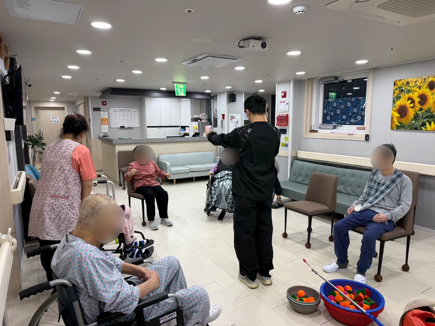 2026년 2월 첫째 주 신체 프로그램_실버 스포츠 ‘집게 활동’