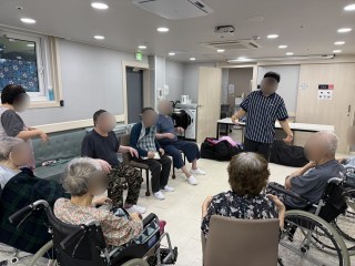 2026년 9월 첫째 주 신체 프로그램_실버 스포츠 '박스 쌓기 활동'